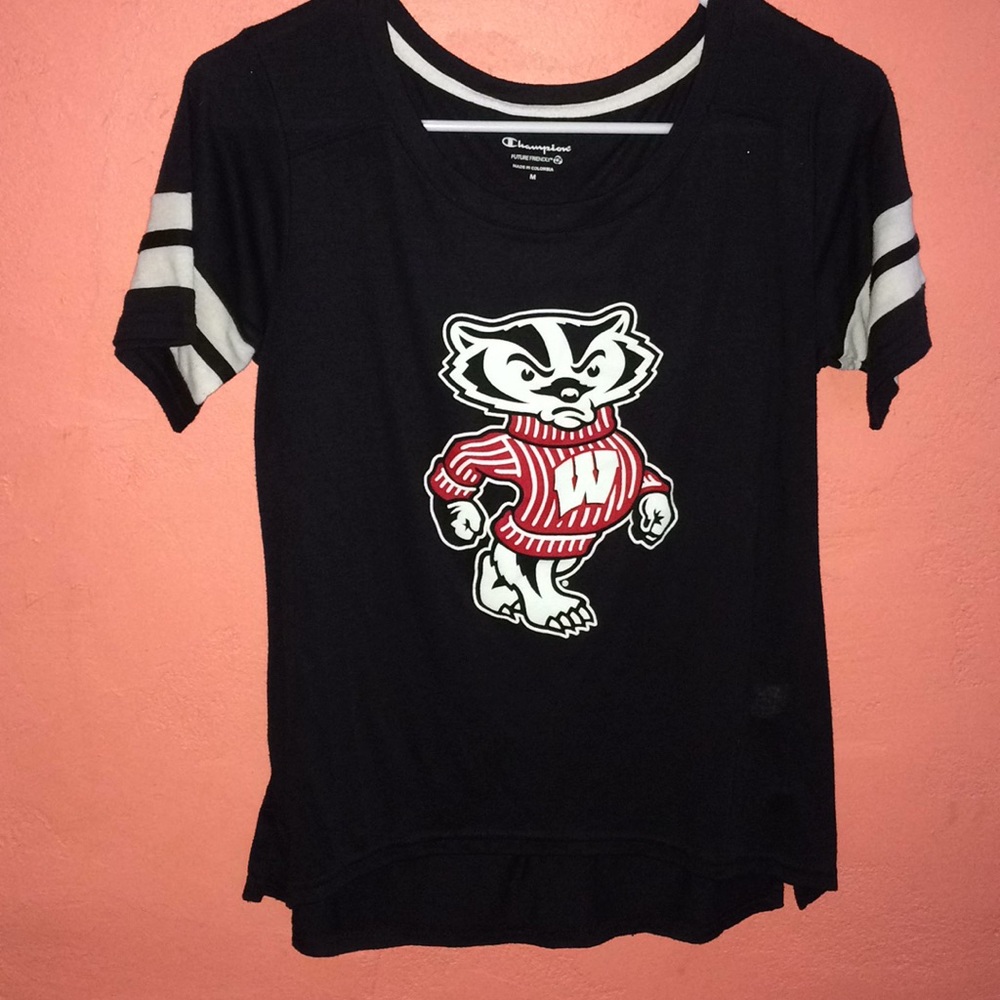 Milwaukee Bucks sports tee